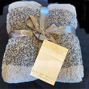 New Barefoot Dreams Warm Gray/Carbon Cozy Chic Throw (45 X 60)
